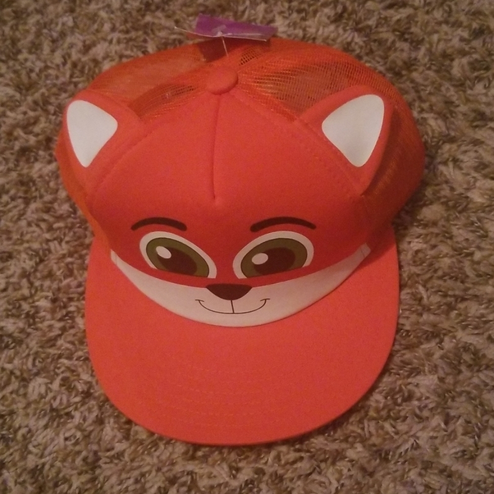 Caps